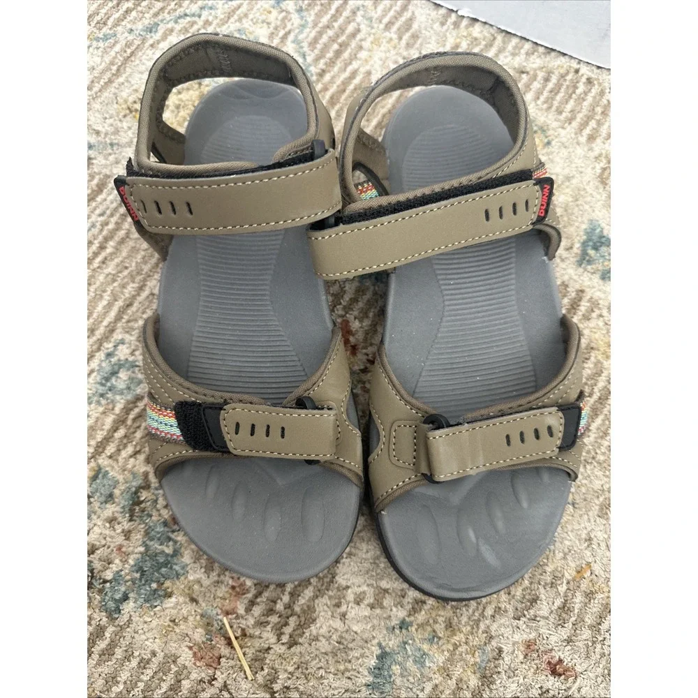 DUINN Womens Hiking Sandal Stylish Sport Sandal Straps Adjustable‎ Hooks Sz 6